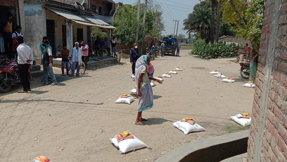 गैडहवाको अस्थाई क्वारेन्टाइनमा रहेका ब्यक्तिहरुको स्वास्थ्य जांच, सबैको रिजल्ट नेगेटिभ