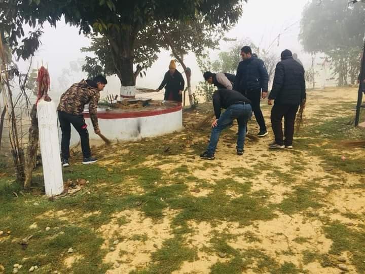 कञ्चन जेसिज बर्ष २०२१ द्वारा मनकामना मन्दिर परिसरमा सरसफाई