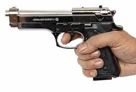 बुटवलको मोतिपुरमा स्थानीय र प्रहरीबीच झडप, प्रहरीले चलायो गोली