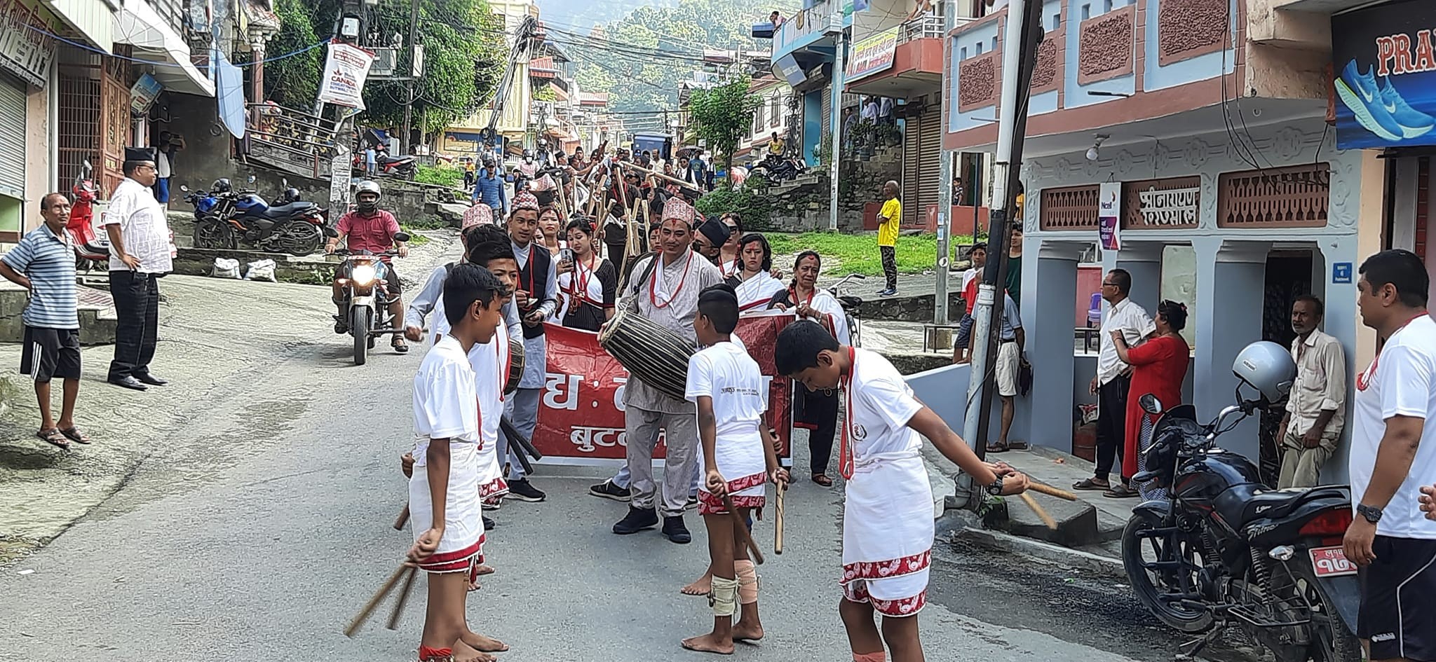 वुटवलमा घिताङ्गघिसी नाच प्रदर्शन