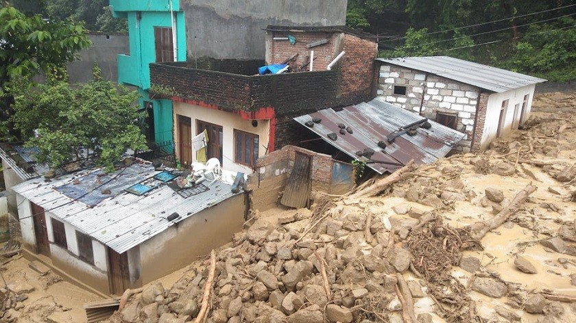 बाढी र पहिरोका घटनामा परी पछिल्लो २४ घण्टामा १७ जनाको मृत्यु, १७ बेपत्ता र १५ घाईते