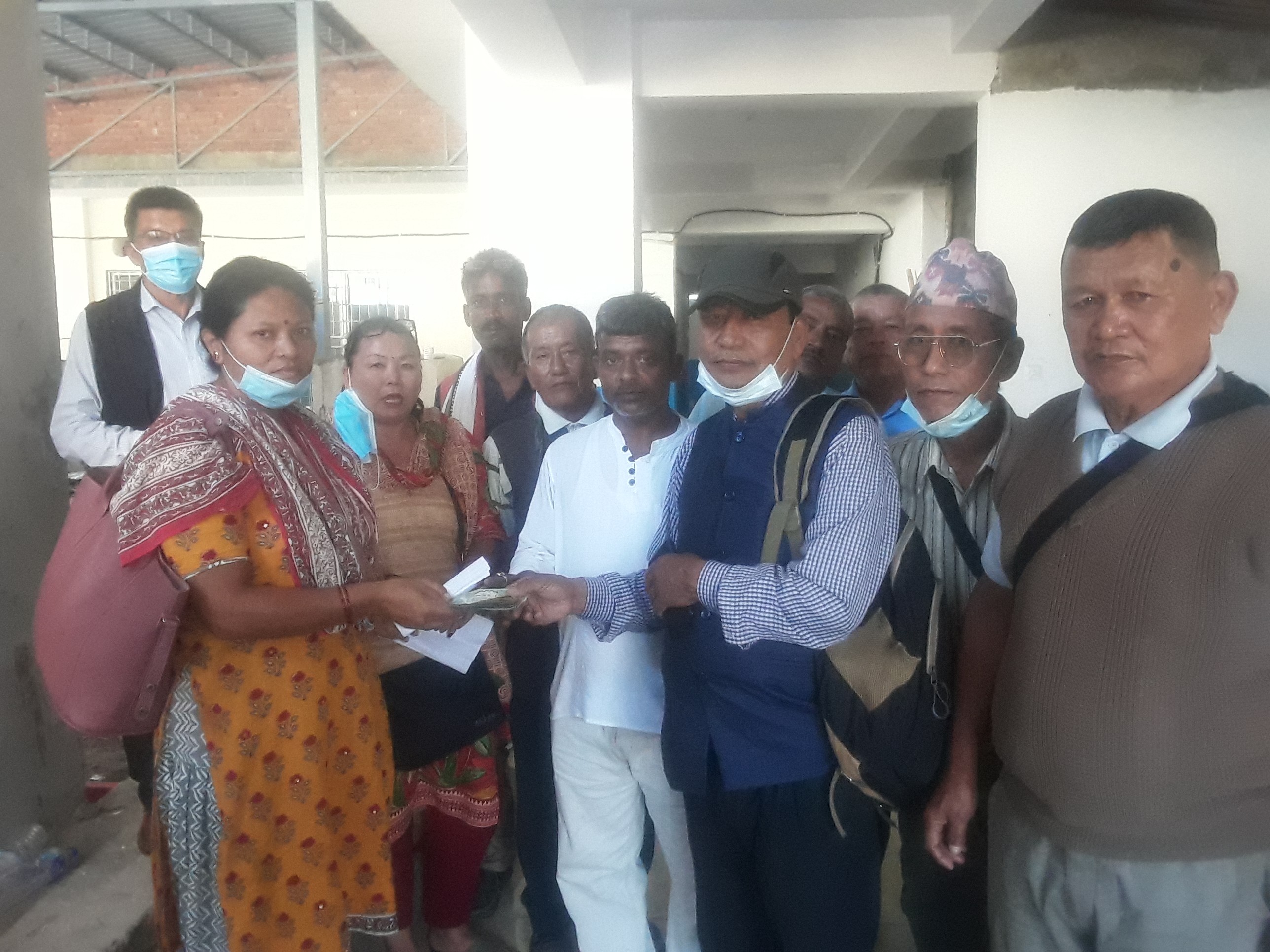 पत्रकार मास्कीलाई जनमुक्तिद्वारा आर्थिक सहयोग 