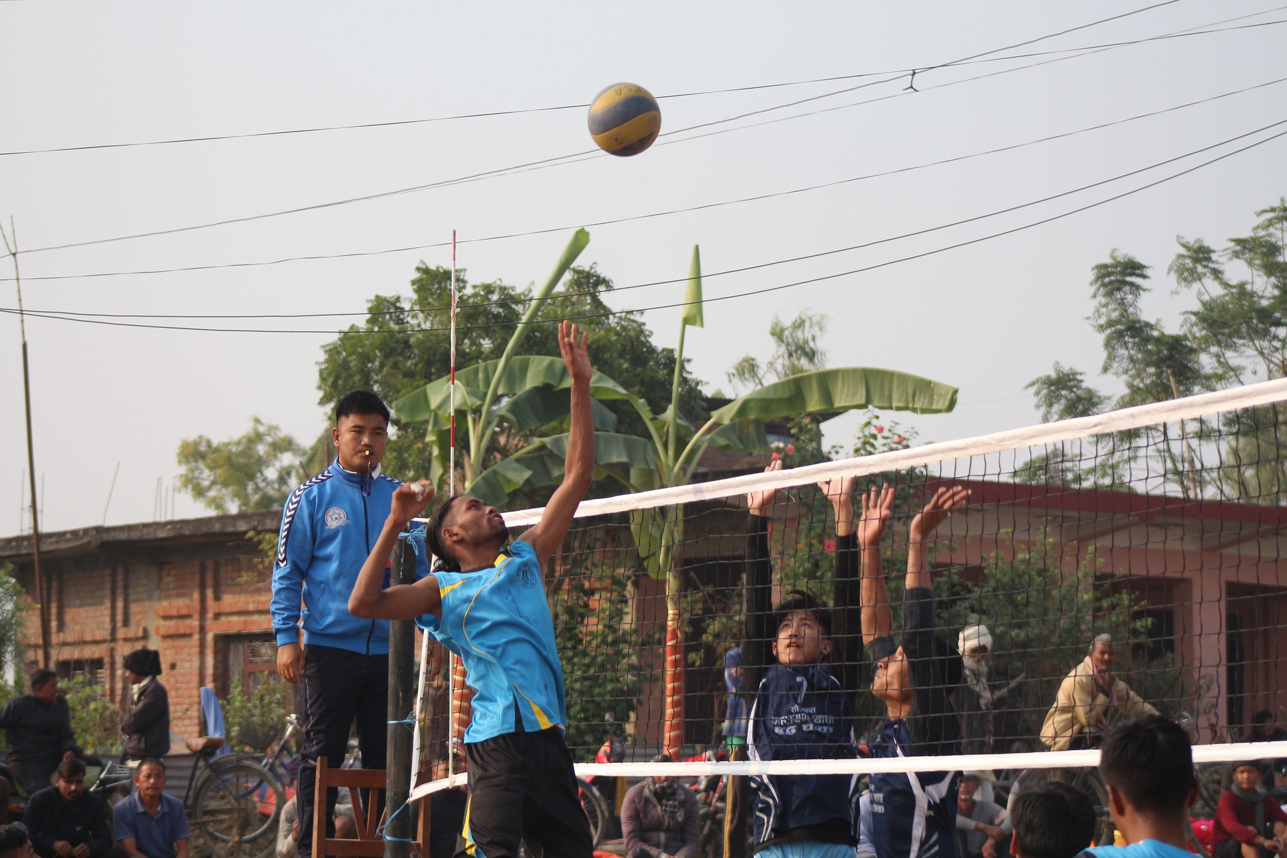 रुपन्देहीको सबैभन्दा ठूलो सिमसार ताल गैडातालमा अध्यक्ष कप भलिवल प्रतियोगिता शुरु