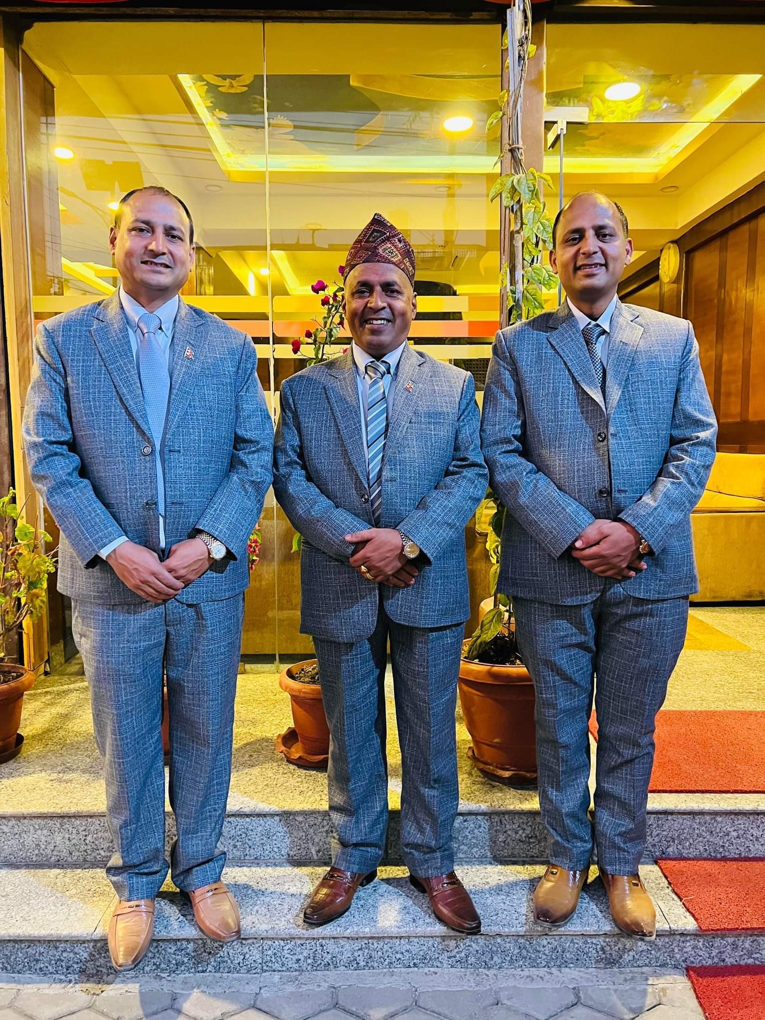 शिक्षाप्रेमी खरेलद्धारा ज्ञान ज्योतिलाई बाह्र लाख बढीको चन्दा सहयोग