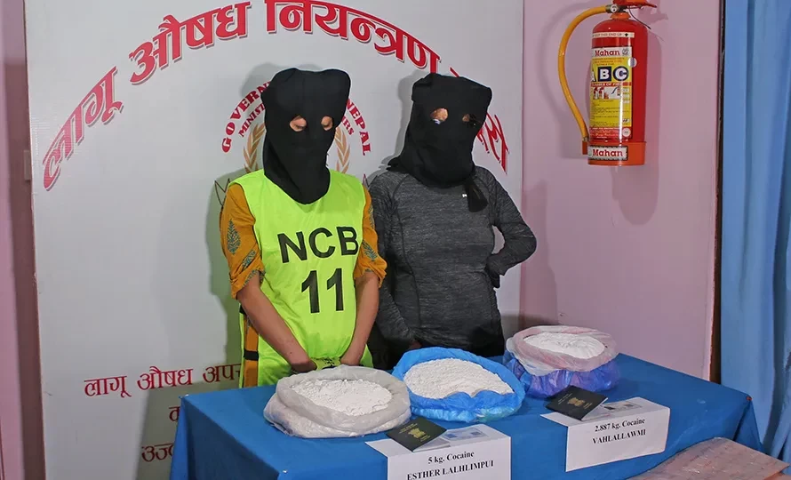 काठमाडौंमा १७ करोडको कोकिनसहित दुई भारतीय महिला पक्राउ