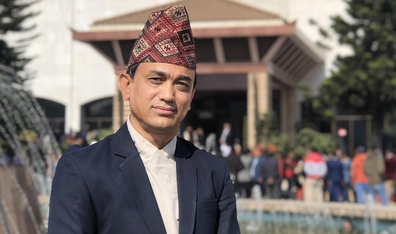 घुस अडियो प्रकरण : श्रेष्ठको सांसद पद र साधारण सदस्यता खारेज गर्ने रास्वपाको निर्णय