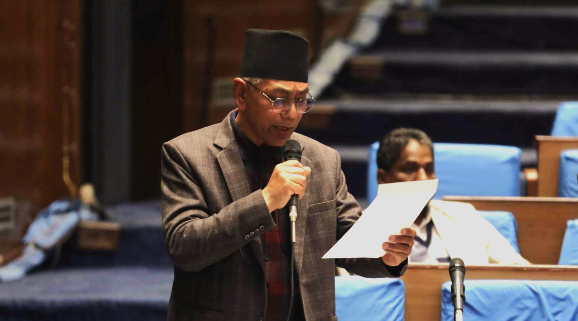 विदेशीका छोराछोरीलाई वंशजको आधारमा नेपाली नागरिकता दिनुपर्ने बाध्यता के हो ?
