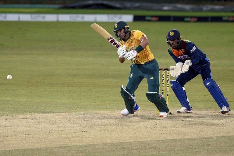 दक्षिण अफ्रीकाद्वारा श्रीलंका पराजित