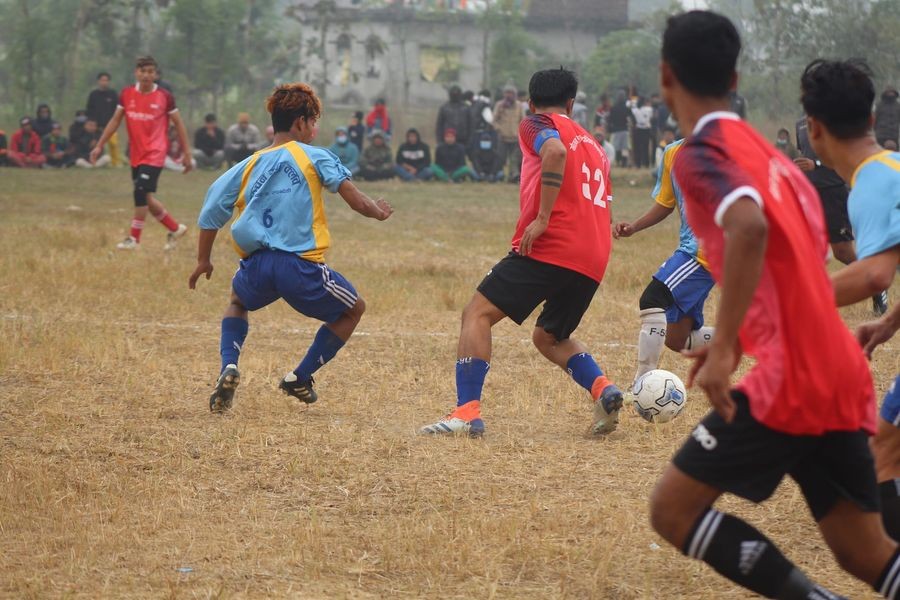 कञ्चनमा जारी खुल्ला फुटवल प्रतियोगिताको अन्तिम प्रतिस्पर्धा सालझण्डी र गौतम बुद्ध बिच हुने