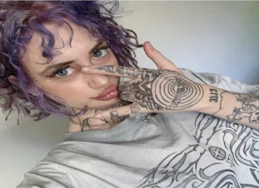 अस्ट्रेलियाकी २२ वर्षीय गायिका लिल बो वीपको निधन