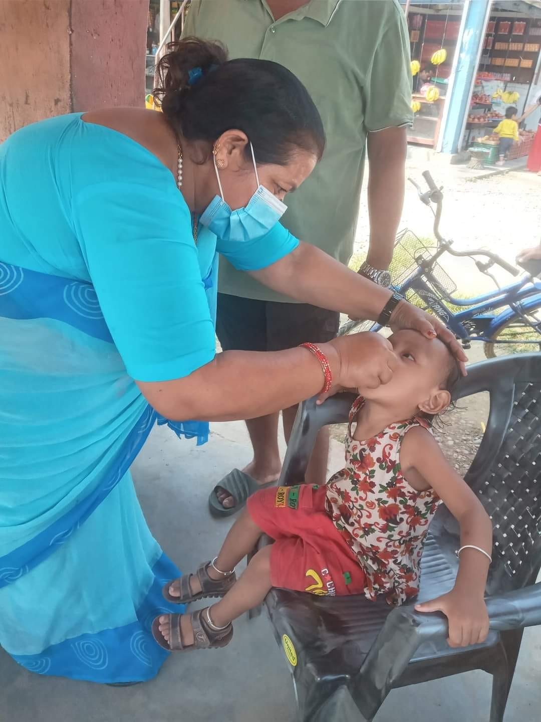 कञ्चनमा आज ८० प्रतिशत बालबालिकालाई भिटामिन ‘ए’ र जुकाको औषधि खुवाईयो