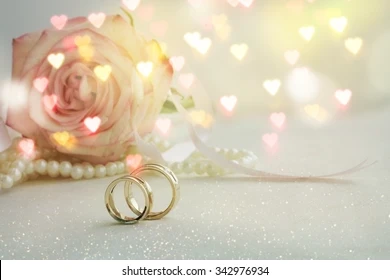 ५६ वर्षीया बृद्धा र १९ वर्षका युवकले गरे इन्गेजमेन्ट !