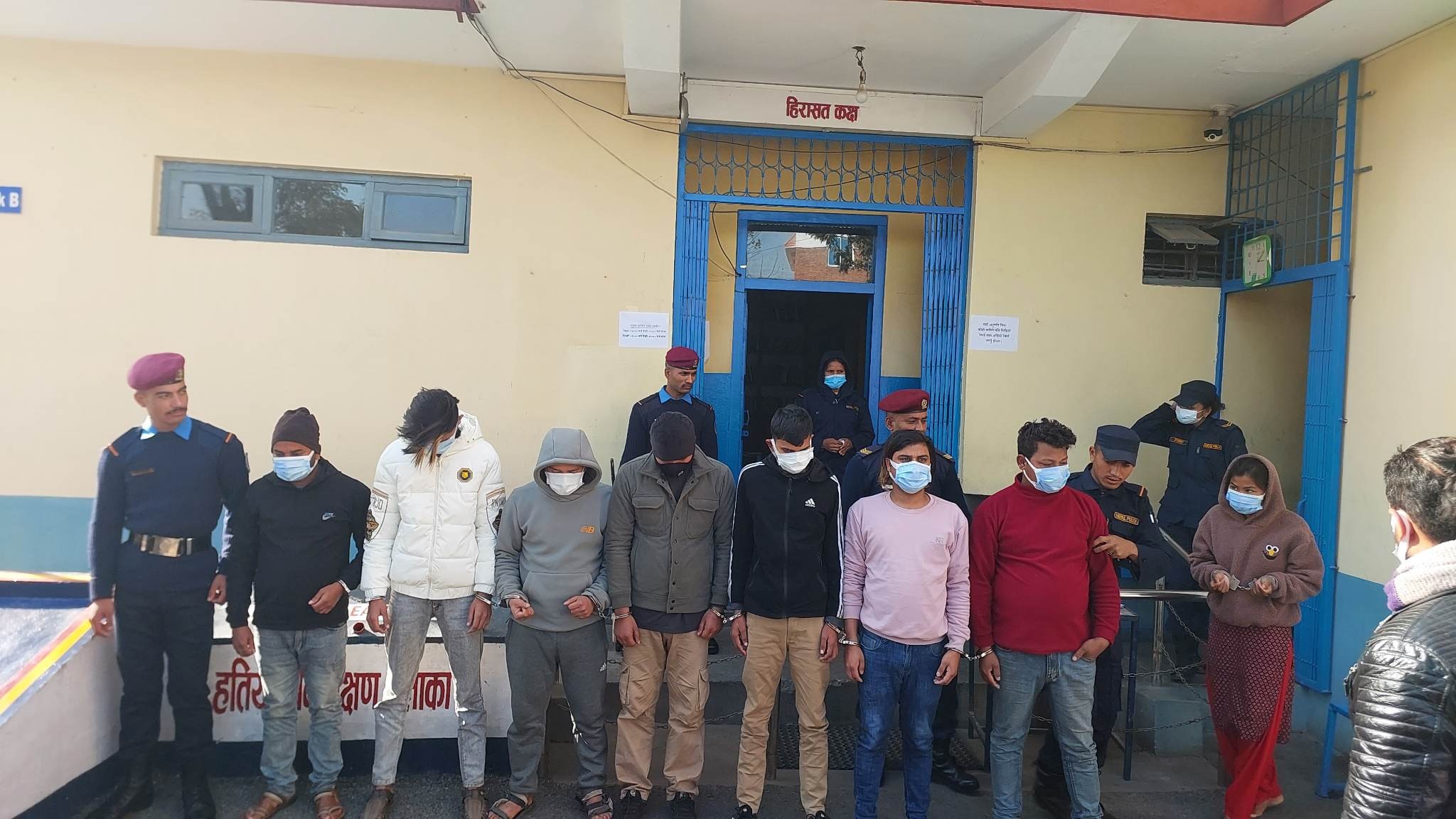 नेपाली केटी’ नामको एप प्रयोग गरी लाखौं रकम ठगेको आरोपमा आठ जना पक्राउ