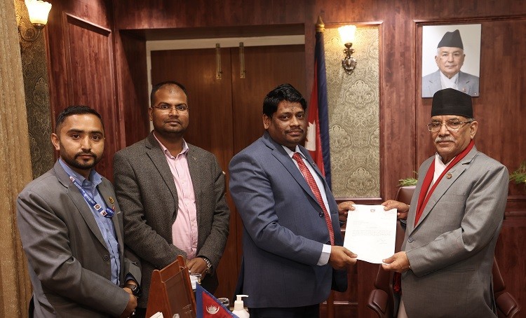 खानेपानी तथा सरसफाइ मन्त्री अब्दुल खानद्वारा राजीनामा