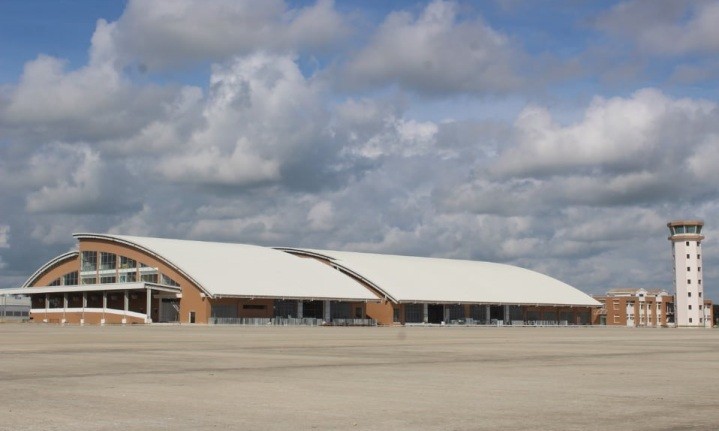 श्री एअरलाइन्सको जहाजमा समस्या आएपछि बीचबाटै भैरहवा फर्कियो