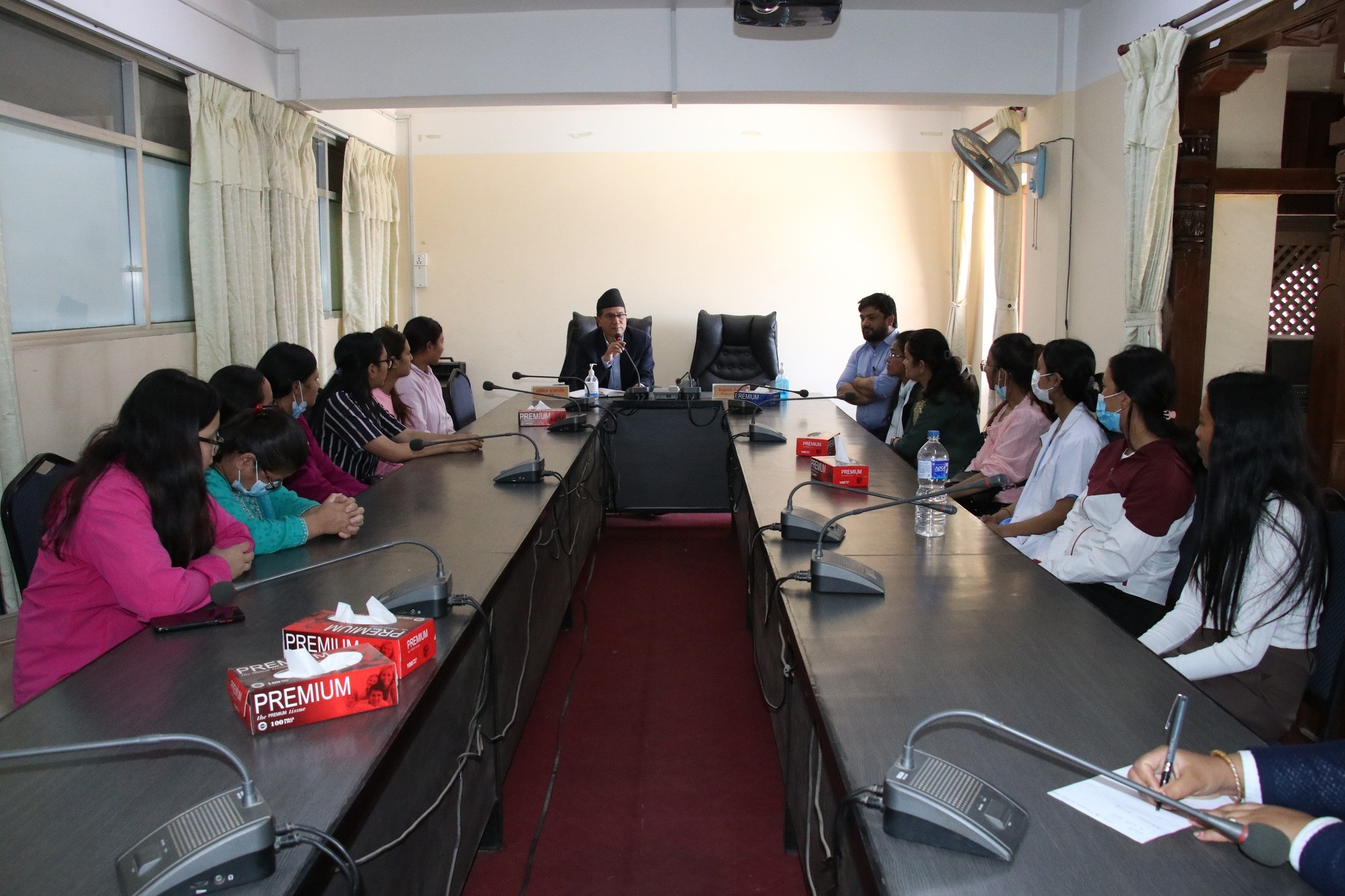 ख्वप अस्पतालका स्वास्थ्यकर्मीहरुलाई अभिमुखीकरण