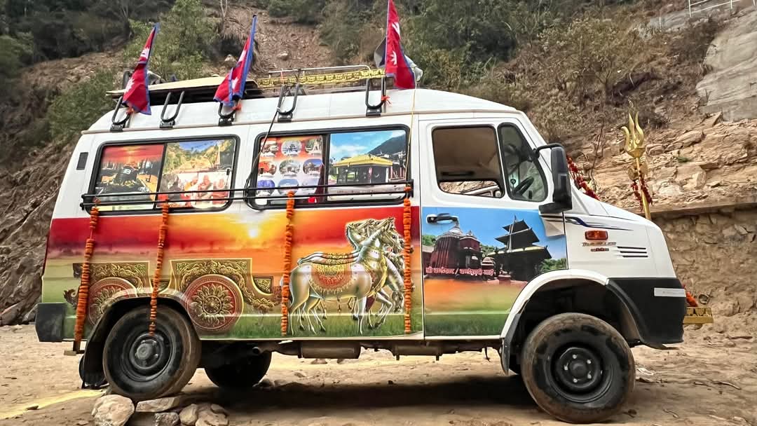 पत्रकारिताबाट पवित्रताको यात्रातर्फ :मुकुन्द शर्माको अध्यात्मिक नेतृत्व