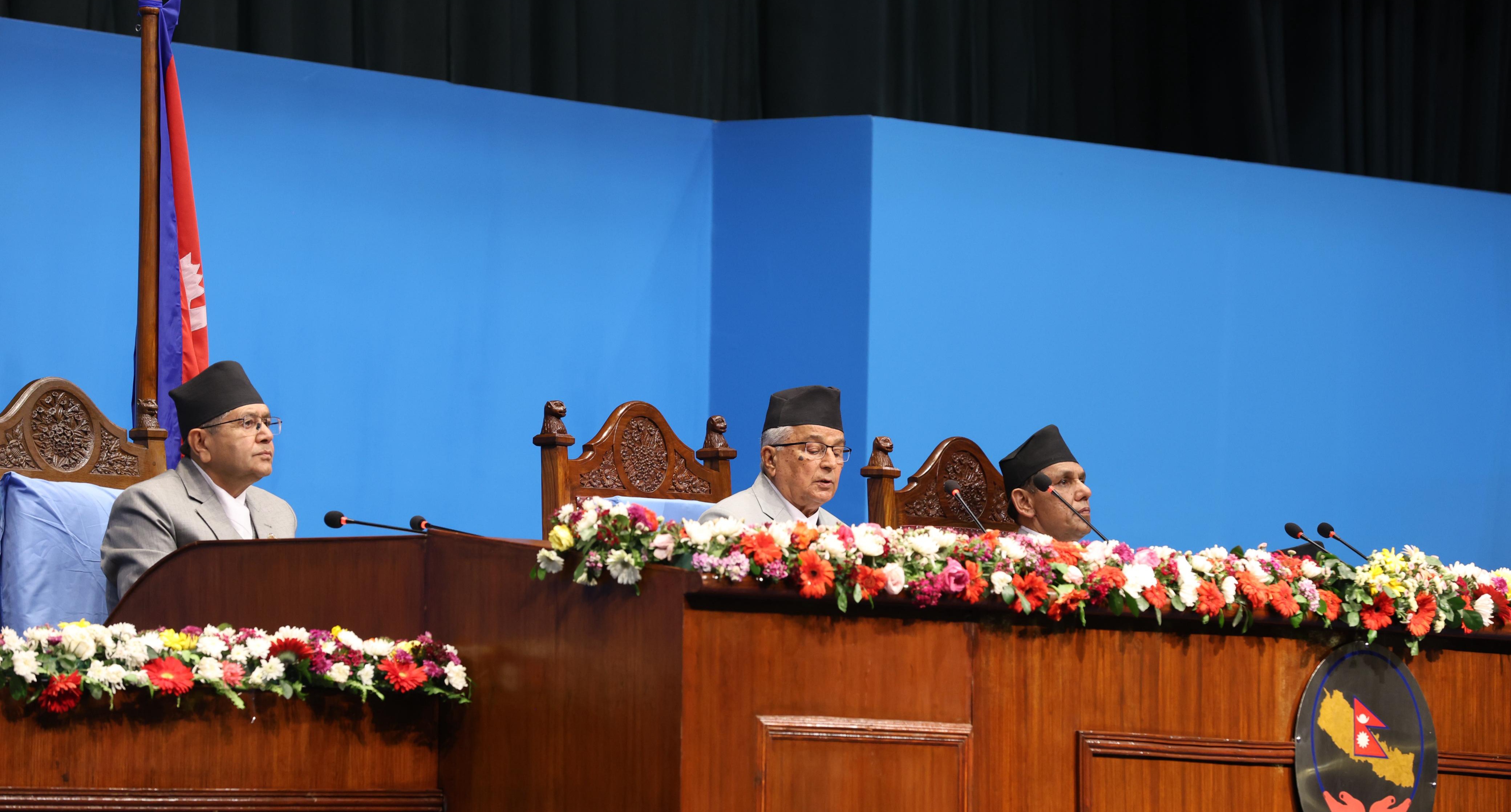 ओली सरकारको नीति तथा कार्यक्रम पञ्चायत र काङ्ग्रेससँग मौलिक भिन्नता छैन