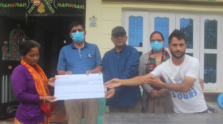 ब्लड क्यान्सर भई   मृत्यु भएका अमृत क्षेत्रीको परिवारलाई हरैया सम्पर्क मञ्च कोरियाको सहयोग