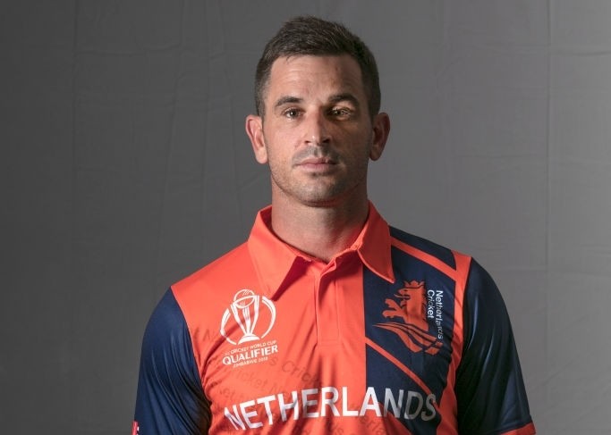 ४१ वर्षीय डोस्काटेलाई समाबेश गर्दै नेदरल्याण्डको टि-२० विश्वकप टिम घोषित