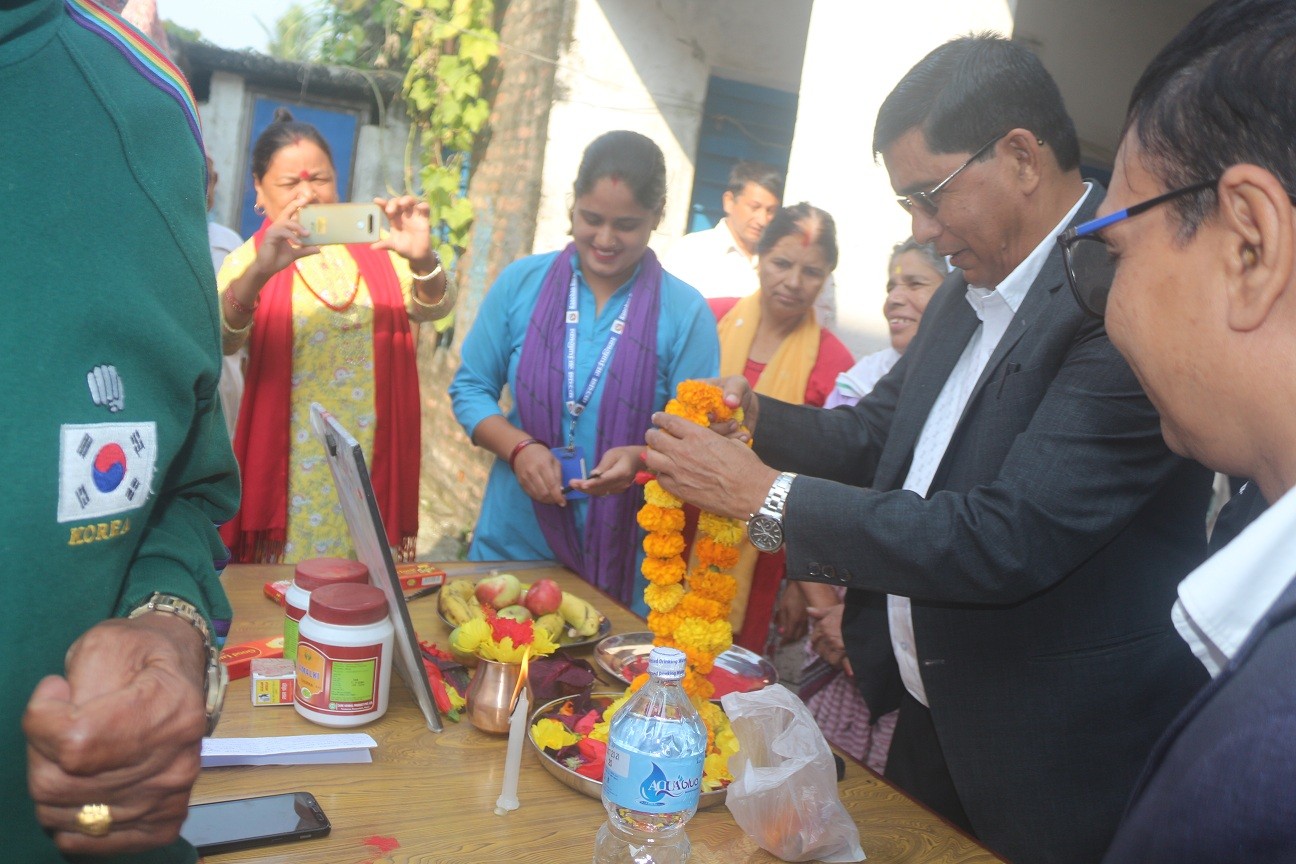 धन्वन्तरिको पुजा गरी आज कञ्चनमा धन्वन्तरि जयन्ती तथा आरोग्यता दिवस मनाइयो