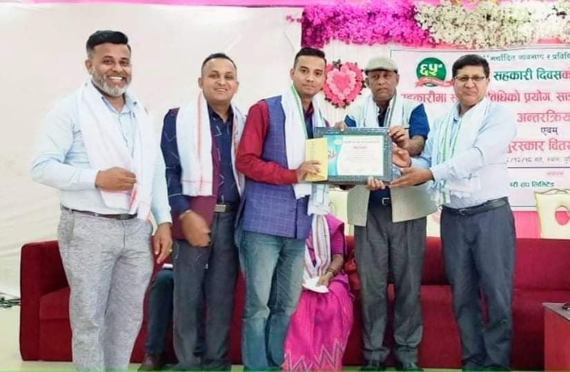 पत्रकार ज्ञवाली ‘सहकारी पत्रकारिता पुरस्कार’ बाट सम्मानित