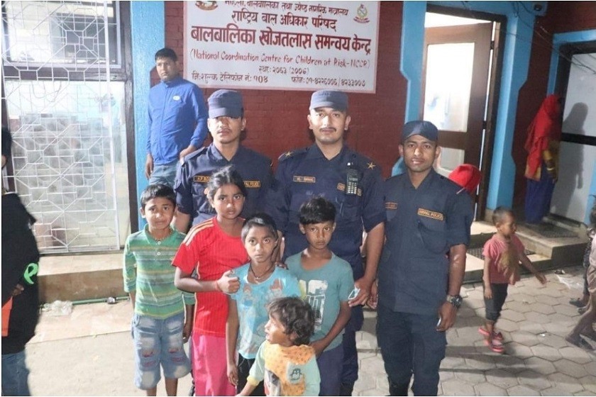 सडकबाट ५५ बालबालिकाको उद्दार