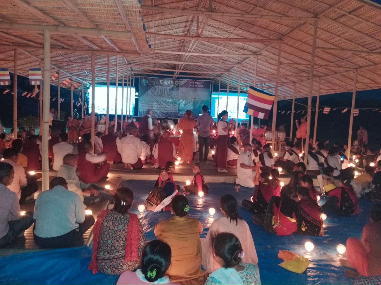 मंगल नालान्दा बौद्ध बिहारमा शान्ती दीप प्रज्वलन