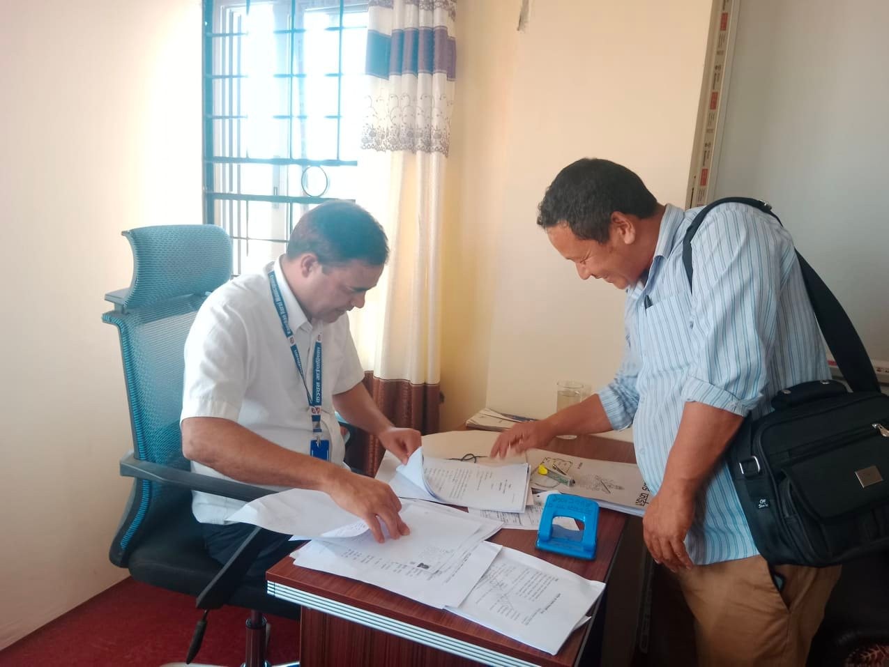 कञ्चनमा १२ राजनैतिक दलबाट १ सय ५२ जनाको उमेद्वारी