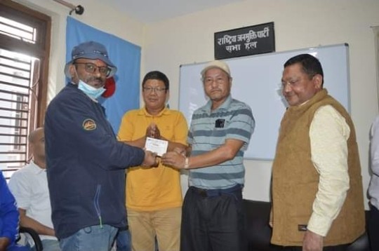 बरिष्ठ अधिवक्ता शर्मा र कुशल व्यवसायी पाख्रिन जनमुक्ती पार्टीमा प्रवेश