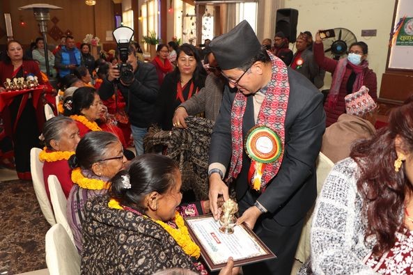 सहकारी संस्थाहरु लेनदेनमा मात्र सीमित हुन नहुने-नगर प्रमुख प्रजापति