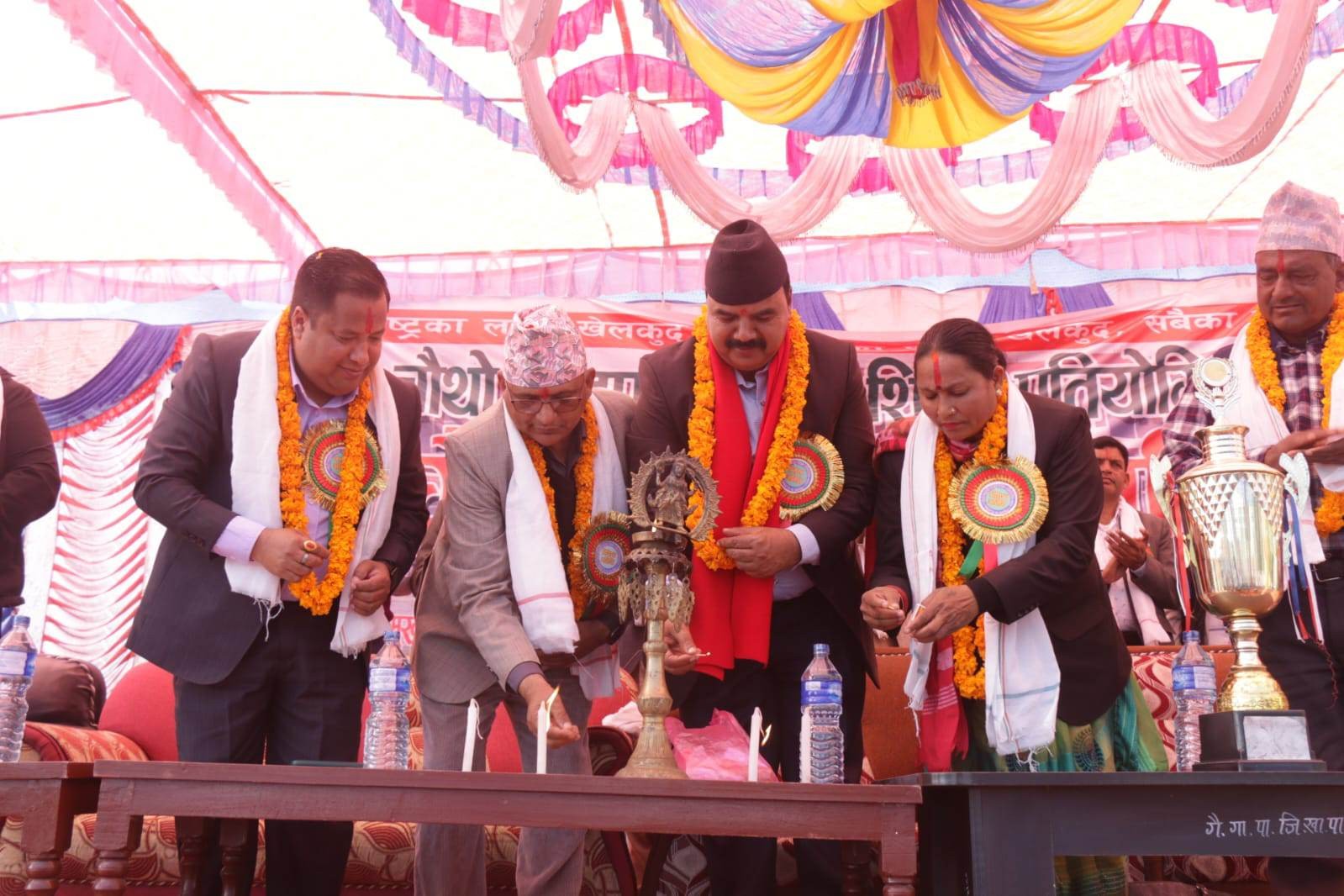 रुपन्देहीको गैडहवा गाउँपालिकामा चौथो गैडहवा रास्ट्रपति रनिङ्ग शिल्ड प्रतियोगिता शुरु