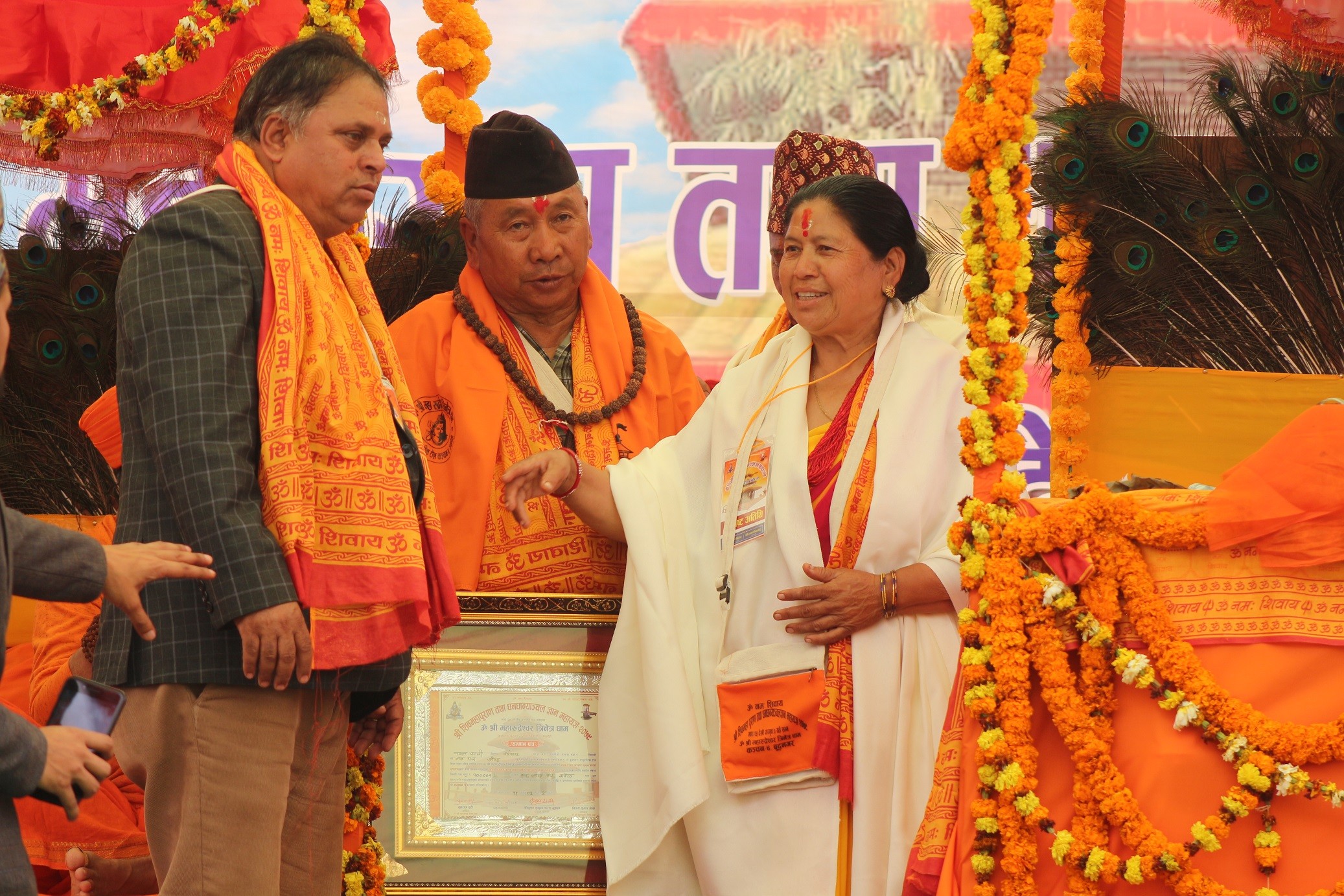 कञ्चनमा भएको महाशिवपुराण ज्ञान महायज्ञमा कथा सुन्ने भक्तजनहरुको ओइरो