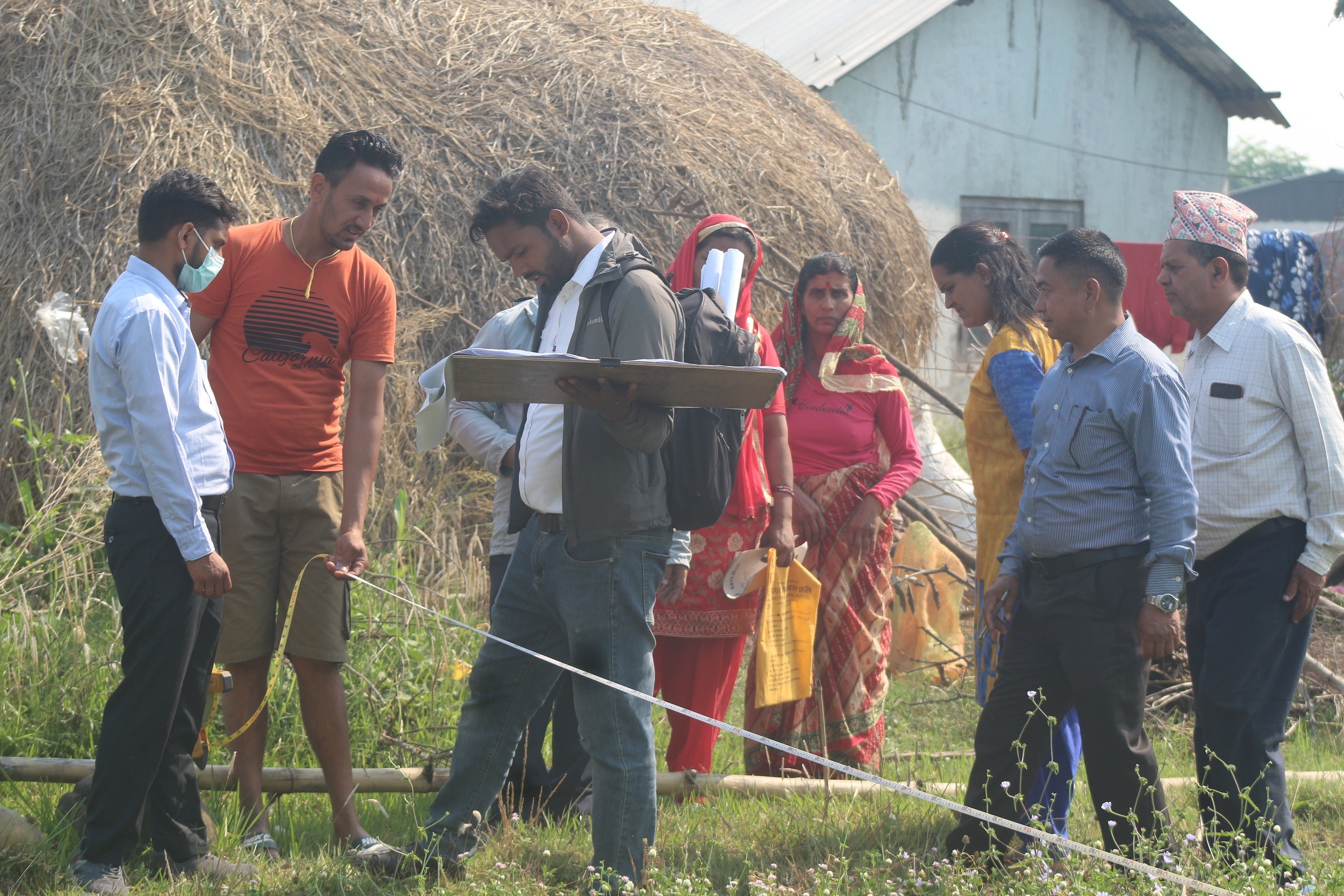 कञ्चनले नापी कार्यलाई तिव्रता दिए पछि कञ्चनवासीहरुमा खुशी छायो, लालपुर्जा पाइनेमा ढुक्क