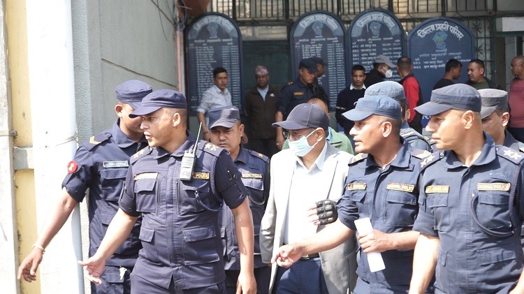 कांग्रेस नेता बालकृष्ण खाँणलाई चार दिन थुनामा राख्न अदालतको अनुमति