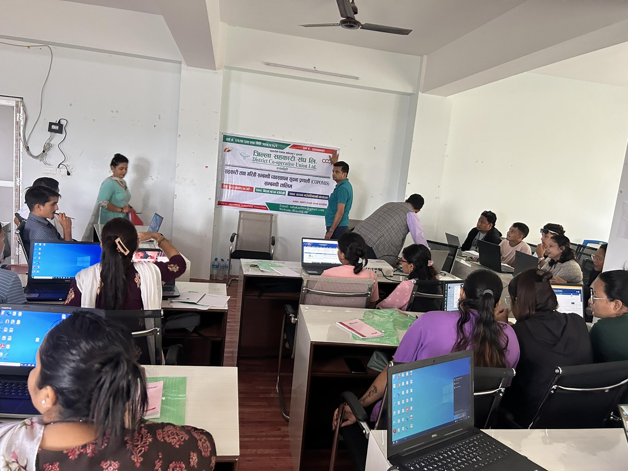 कञ्चनका सहकारी संस्थाका ब्यबस्थापकहरुलाई कोपोमिस तालिम