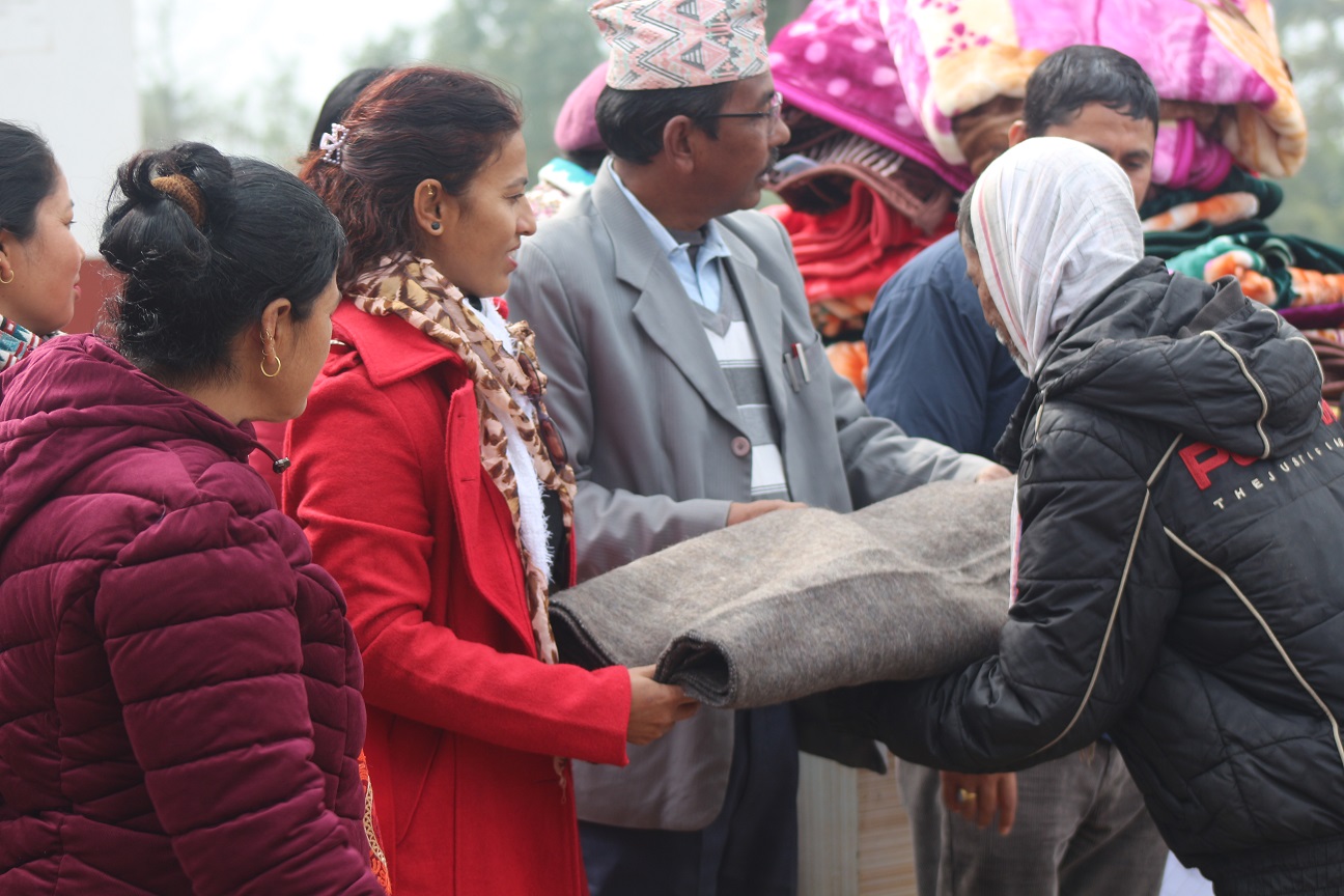 नेपाल रेडक्रस सोसाइटी कञ्चन उपशाखाद्वारा न्यानो कपडा वितरण