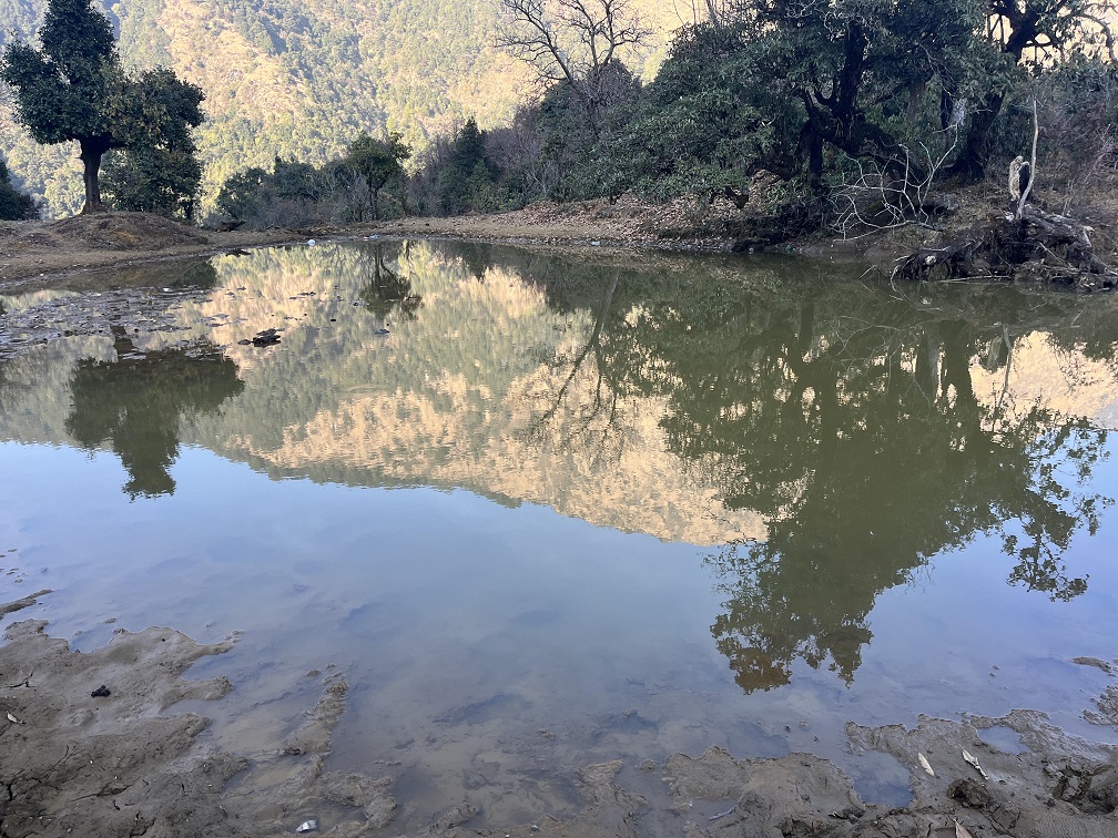 नयाँ ट्रयाक खुलेपछि रमुवा गाउँको वकरा पोखरीमा बढ्दै पर्यटकको चहलपहल