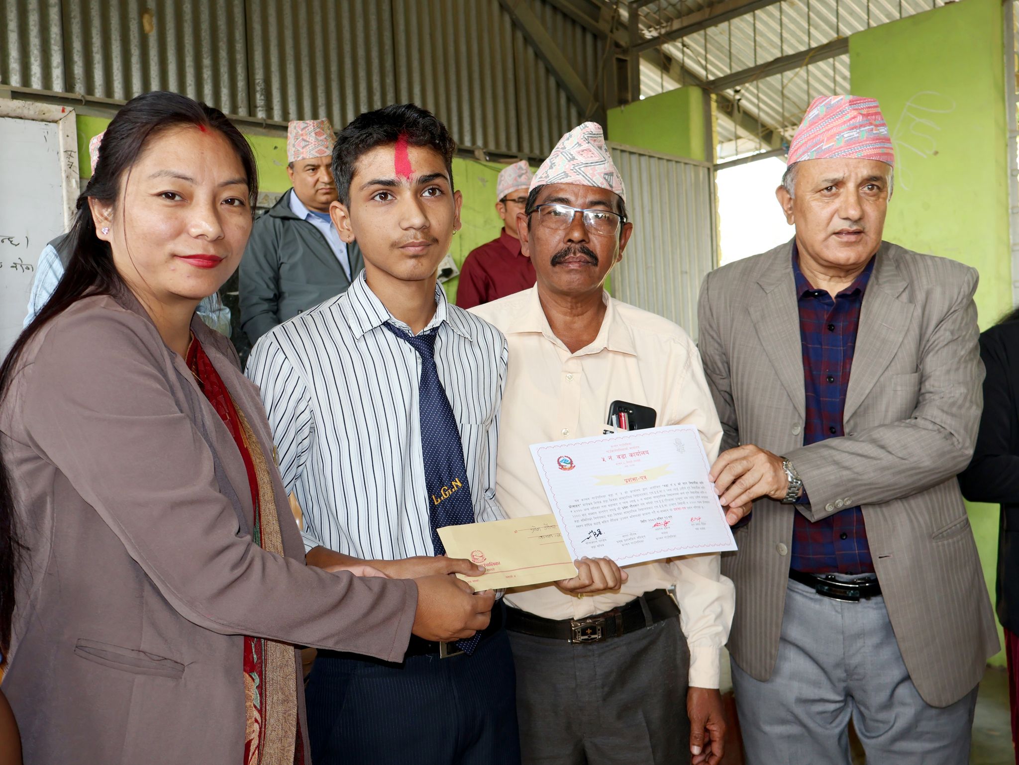 कञ्चन ५ ले गर्यो उत्कृष्ट १५ विद्यार्थीलाई नगद सहित सम्मान