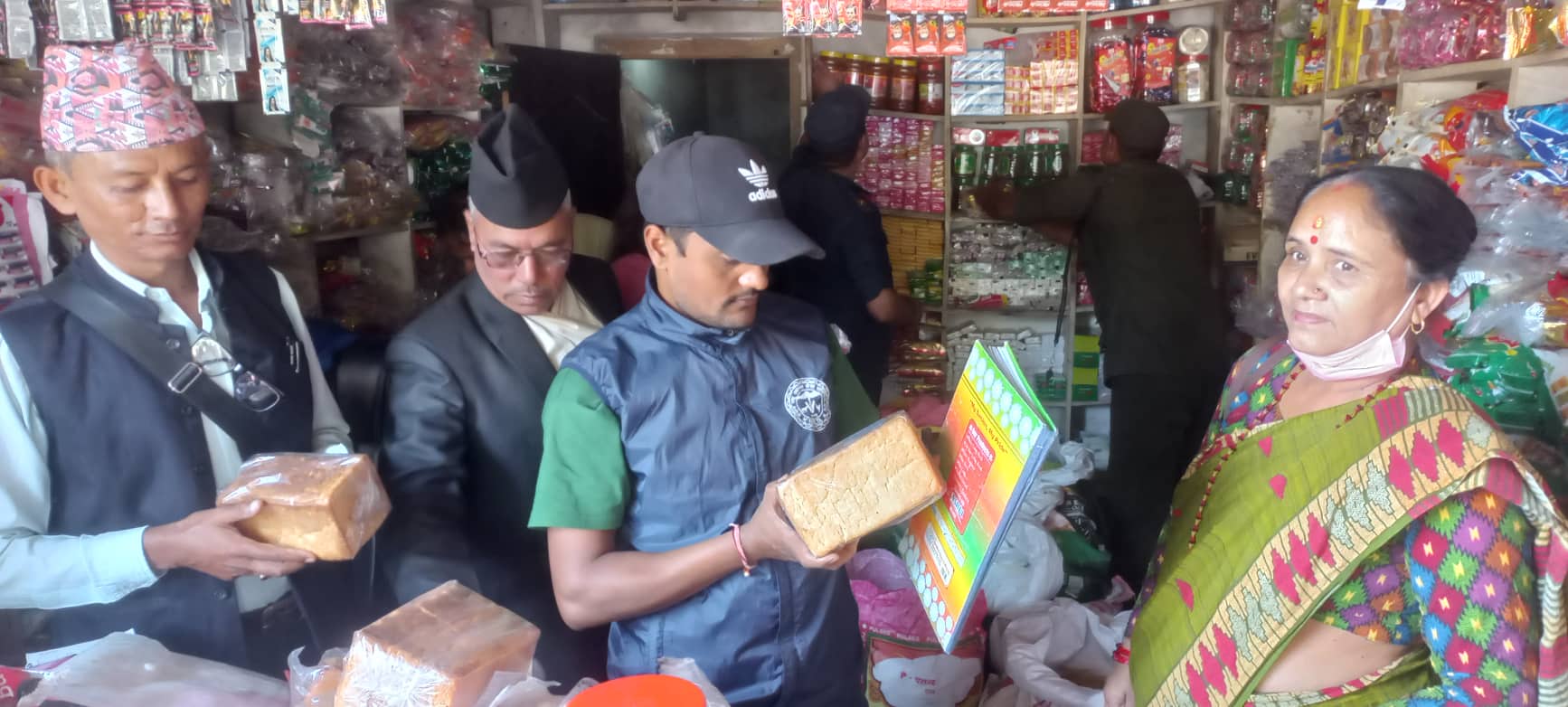 बजारमा जताततै मिलावटी मासु, अनुगमनमा छैन् राज्यलाई चासो !